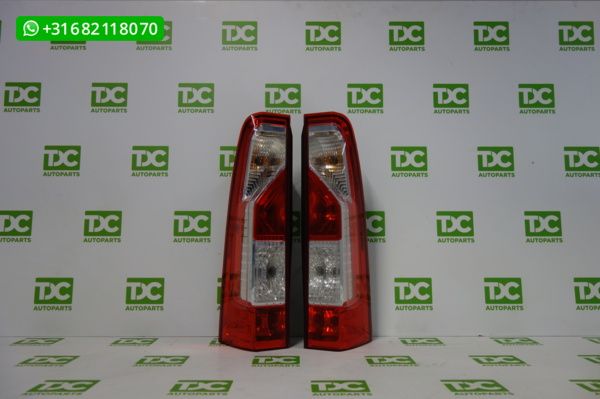 Opel Movano ('10-'18) Achterlichten set