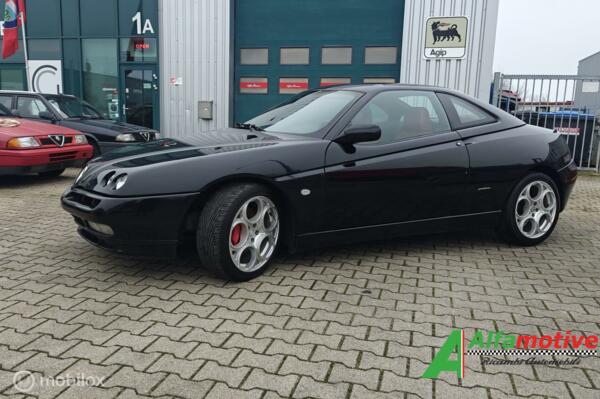Alfa Romeo GTV 3.0-24V V6
