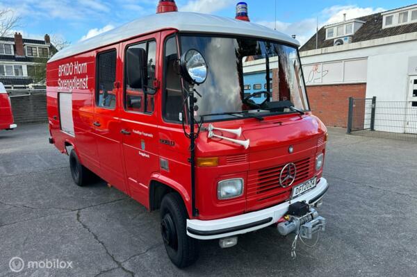 Mercedes 608 D 190 cm hoogte brandweer mrb vrij