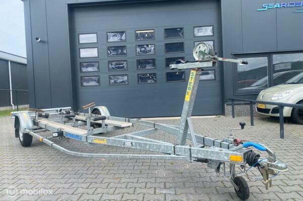 Kalf KBE / Kalf Boottrailer / Geremd / Eigen kenteken/1050kg