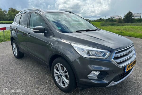 Ford Kuga 1.5 EcoBoost Titanium Navigatie Trekhaak 2000 Kg !