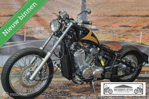 CLEAN BOBBER Honda VT 600 VLX VT600