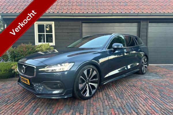 Volvo V60 2.0 T4 Momentum Pro
