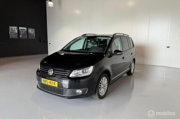 Volkswagen Touran 1.4 TSI Highline 7p. Full options