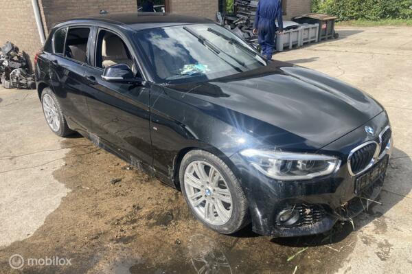 BMW 1-serie 118i Centennial High Executive