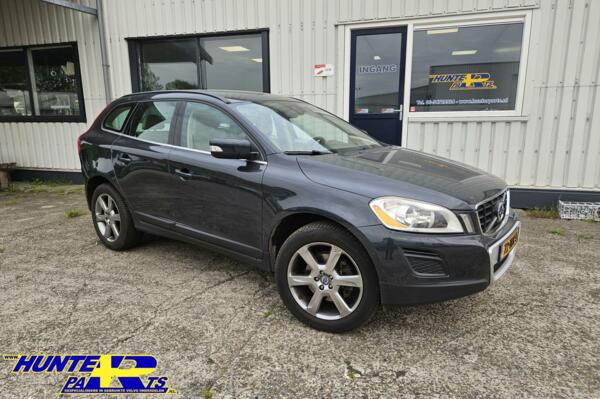 Volvo XC60 2.0 T5 Summum Kleurcode 492