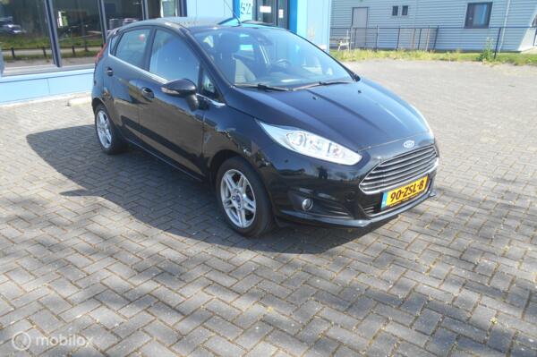 Ford Fiesta 1.0 EcoBoost Titanium Nieuwe distributie set!!!