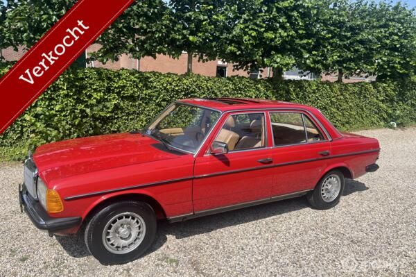 Mercedes 240 D