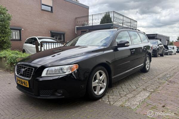 Volvo V70 2.5T Kinetic YOUNGTIMER AUTOMAAT met nieuwe APK