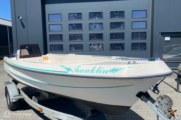 Sunliner 450 - Consoleboot - 25 pk Suzuki motor - Trailer!