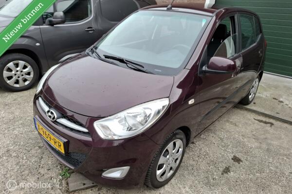 Hyundai i10 1.1 i-Motion Cool Airco/nette auto!