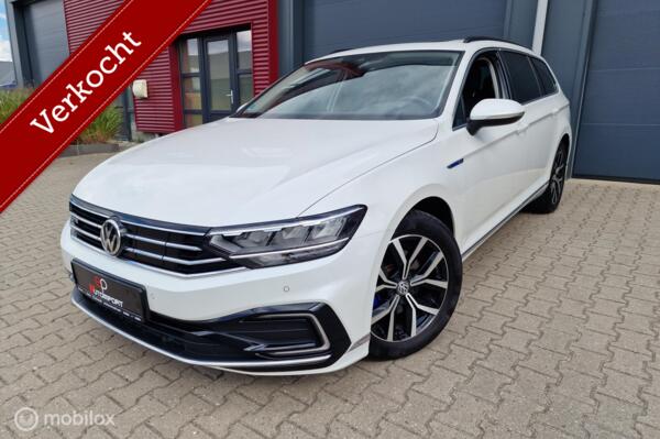 VW Passat Variant 1.4TSI PHEV GTE / Panoramadak/ Trekhaak