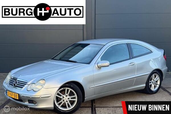 Mercedes C-klasse Sportcoupé 180 Kompressor - CLIMATE CONTROLE - CRUISE CONTROLE - LM VELGEN - PDC - ELEKTR. RAMEN - CPV - RADIO/CD - NAP - NL AUTO - APK T/M 31-12-2025 -