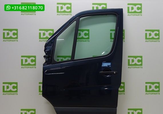 Volkswagen Crafter ('06-'16) Voorportier links night black