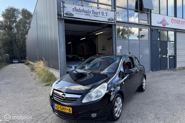 Opel Corsa 1.2-16V Cosmo Automaat! Airco! Nieuwe APK! NAP Logisch!