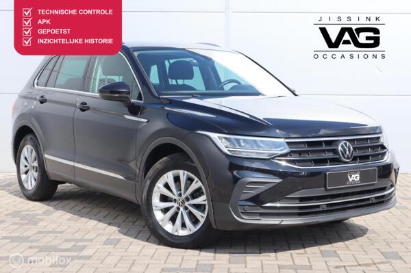 Volkswagen Tiguan 1.5 TSI Life Virtual Camera PDC ACC Lane Assist
