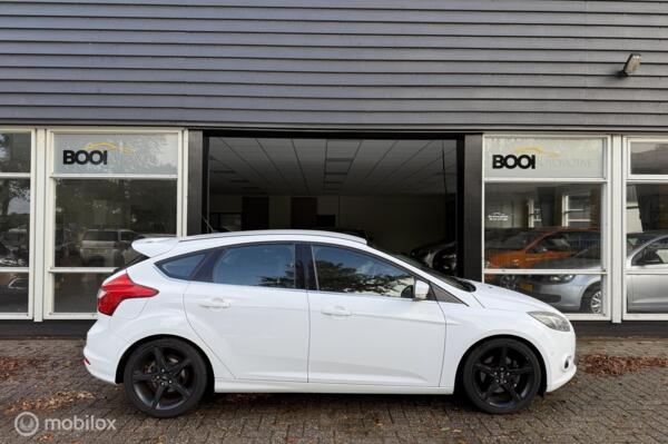 Ford Focus 1.6 EcoBoost Titanium SPORT