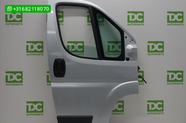 Fiat Ducato ('06-'19) Voorportier rechts zilvergrijs