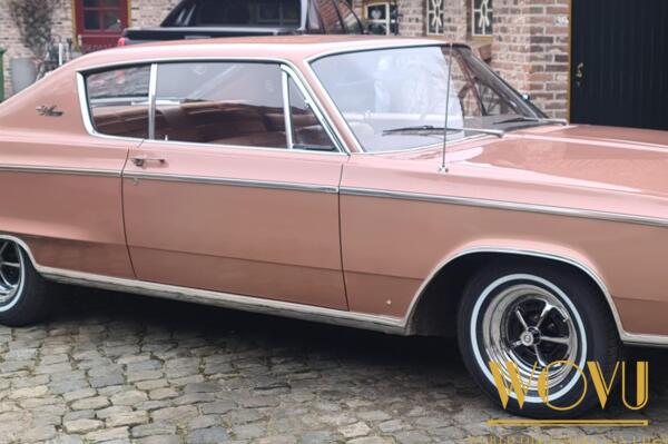 Dodge hardtop coupe Monaco