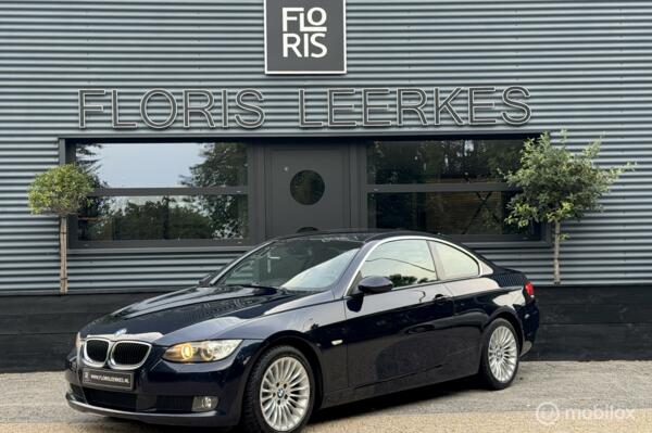 BMW 3-serie Coupé 320i | Youngtimer | Cruise Control | Xenon