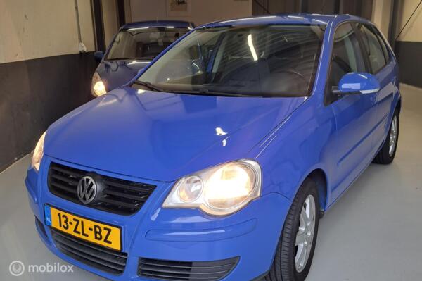 Volkswagen Polo 1.4-16V Comfortline met nieuw Apk