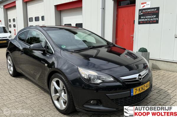 Opel Astra GTC 1.4 Turbo Design Edition