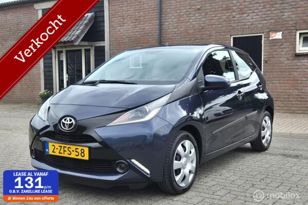 Toyota Aygo 1.0 VVT-i x-play Camera Cruise Airco