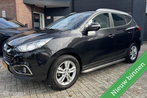 Hyundai ix35 2.0i Business Edition AUTOMAAT / NAVI / CAMERA / TREKHAAK