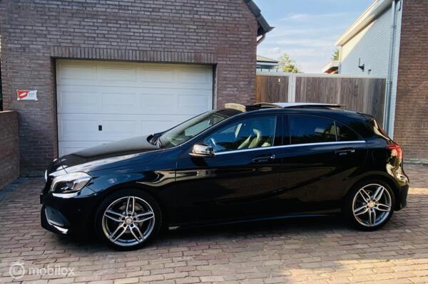 Mercedes A-klasse 180 AMG Night Edition Plus|Nieuwstaat|