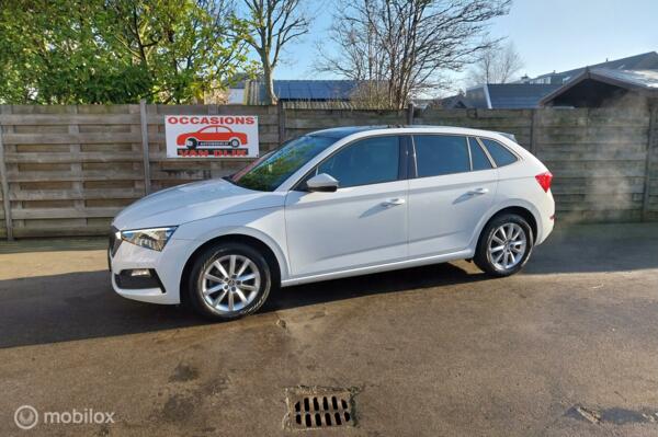 Skoda Scala 1.0 TSI Business Edition Panorama, Full led