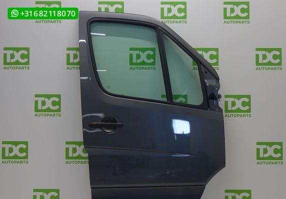 Mercedes Sprinter W906 ('06-'18) Voorportier rechts grijs