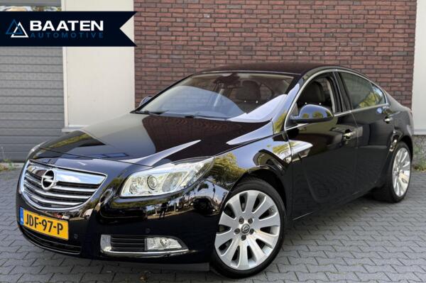 Opel Insignia 2.0 T 220 PK Cosmo|Automaat|92.000km|Leder|2e eig|Youngtimer