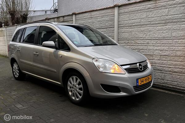 Opel Zafira 1.8 Business NWE APK