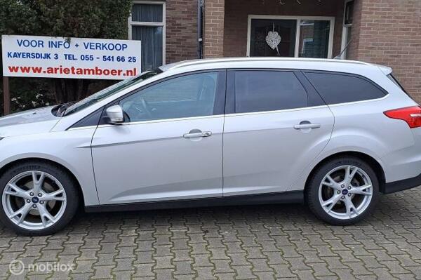 Ford Focus Wagon 1.5 Titanium IN NIEUWSTAAT, MOET JE ZIEN!