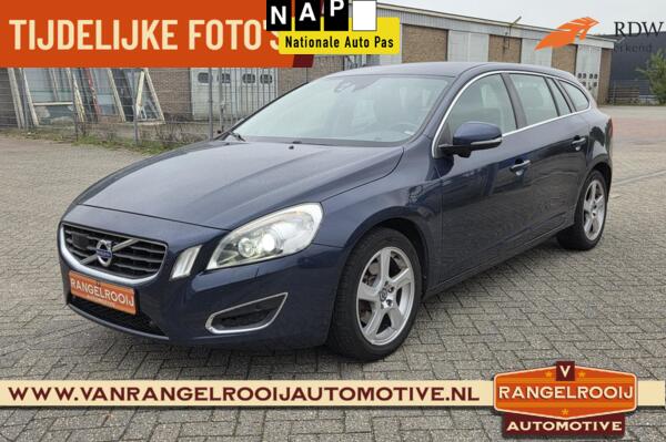 Volvo V60 1.6 T4 Summum, ACC, BLIS, trekhaak, xenon, leer