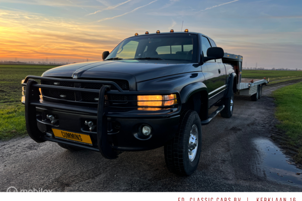 Dodge RAM 2500 5.9 Cummins Diesel met Fifthwheel aanhanger
