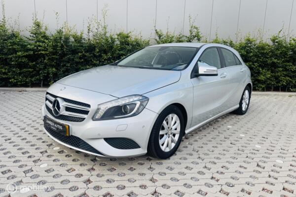 Mercedes A-klasse 180 Edition Navigatie Cruise PDC