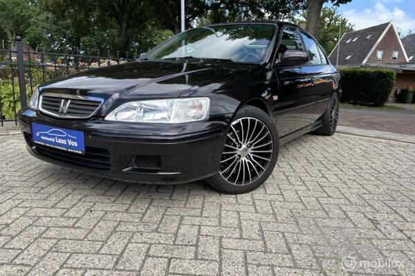 Honda Accord 1.6i S , Grote Beurt, Distributie, APK