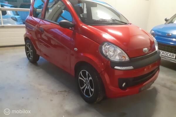 Microcar Brommobiel M.GO Redline DCI stuurbekr.