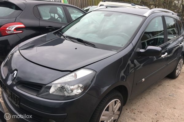Renault Clio Estate 1.2 TCE Dynamique