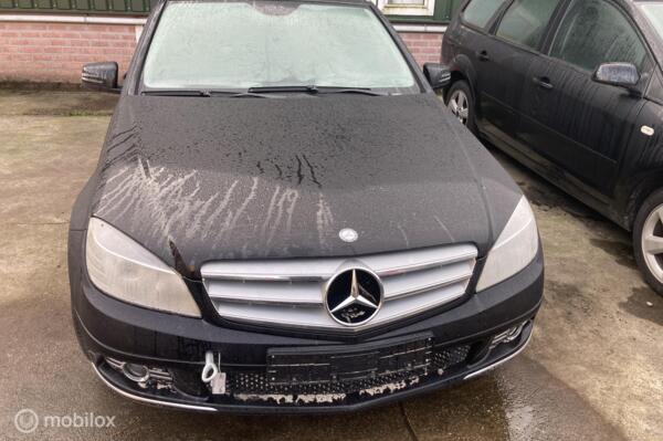 Mercedes C-klasse Estate 180 CGI BlueEFFICIENCY Business Class