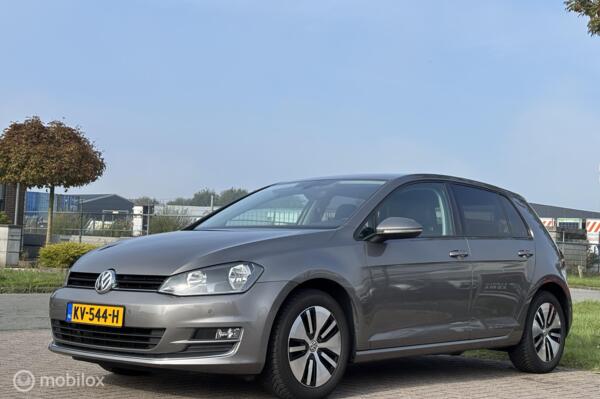 Volkswagen Golf 1.4 TSI Highline cruise apple carplay