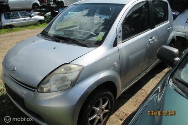 Onderdelen Daihatsu Sirion 2 1.0-12V Premium