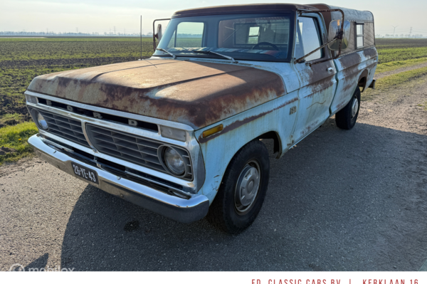 Ford F250 Pick-up BJ1974 V8 5.9L met LPG Installatie