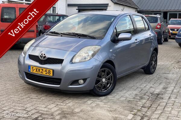 Toyota Yaris 1.3 VVTi 101pk| 5 drs.| AllSeason banden |