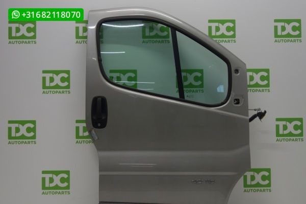 Renault Trafic ('01-'14) Voorportier rechts olijfgroen