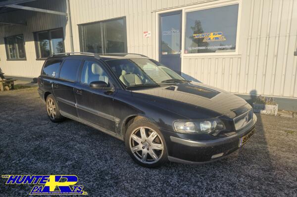 Volvo V70 2.4 D5 Black Sapphire Edition II Kleurcode 452
