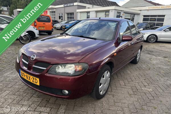 Nissan Almera 1.8 Acenta