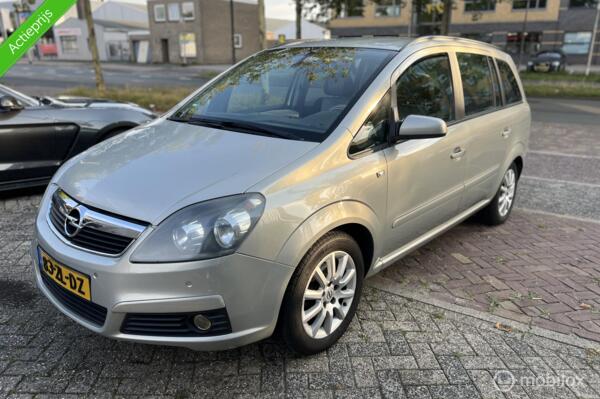 Opel Zafira 1.8 Executive 7 stoelen AIRCO nette auto