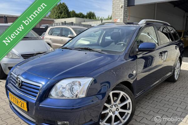 Toyota Avensis Wagon 1.8 VVTi Linea Terra / Automaat / N.A.P